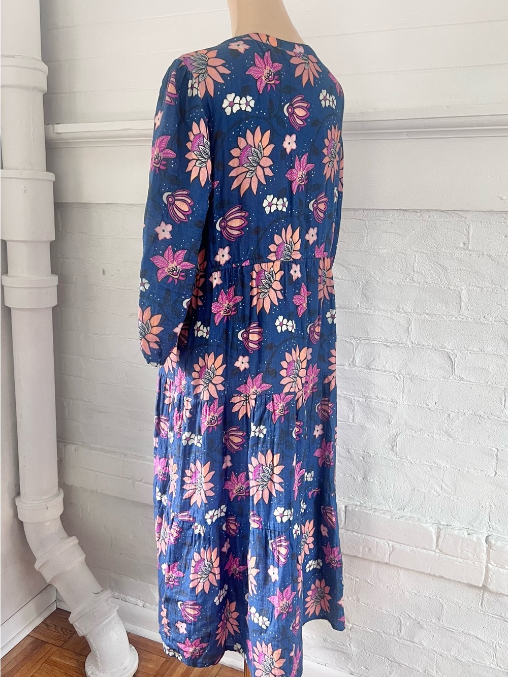 Marine Layer Willow Midi Dress in Floral Batik Blue Pink Natural Fiber Size XL - Picture 8 of 16